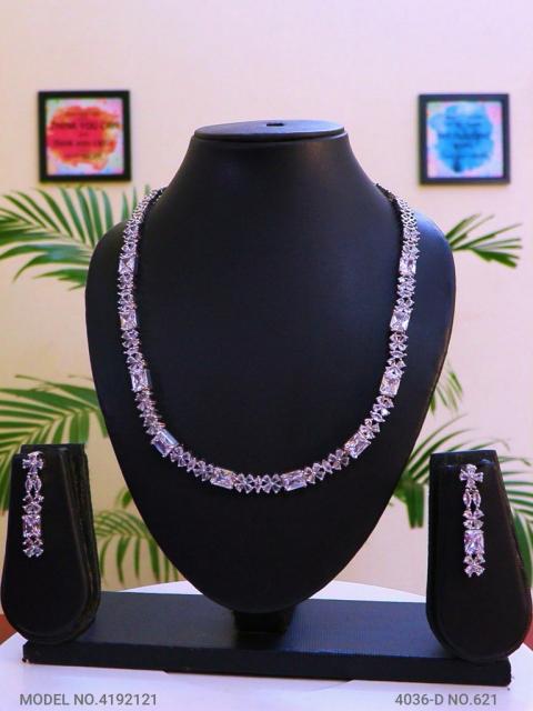 Traditional Necklace Set - 4192121