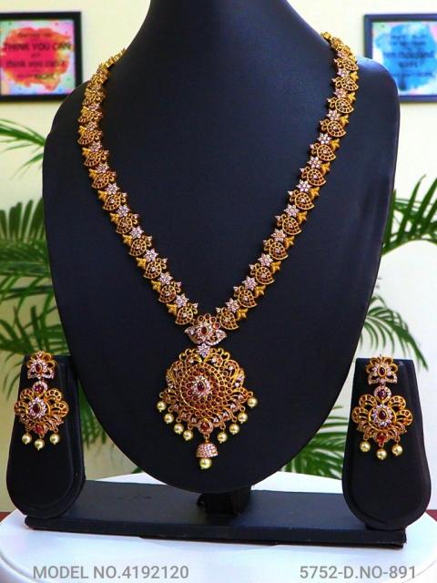 Traditional Necklace Set - 4192120