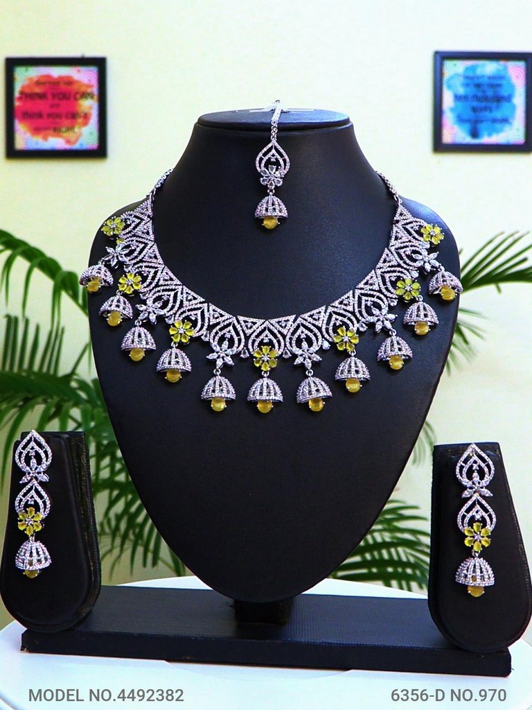 Handcrafted with Love and Passion - Amaara World