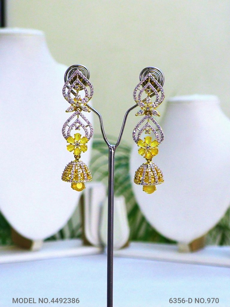 Original Zircon Necklace Set - View 3