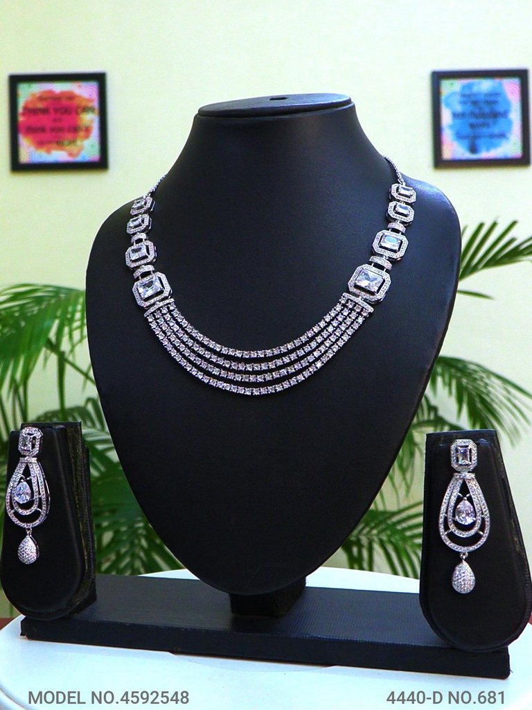 Wedding Jewelry for Trendy Women - Amaara World