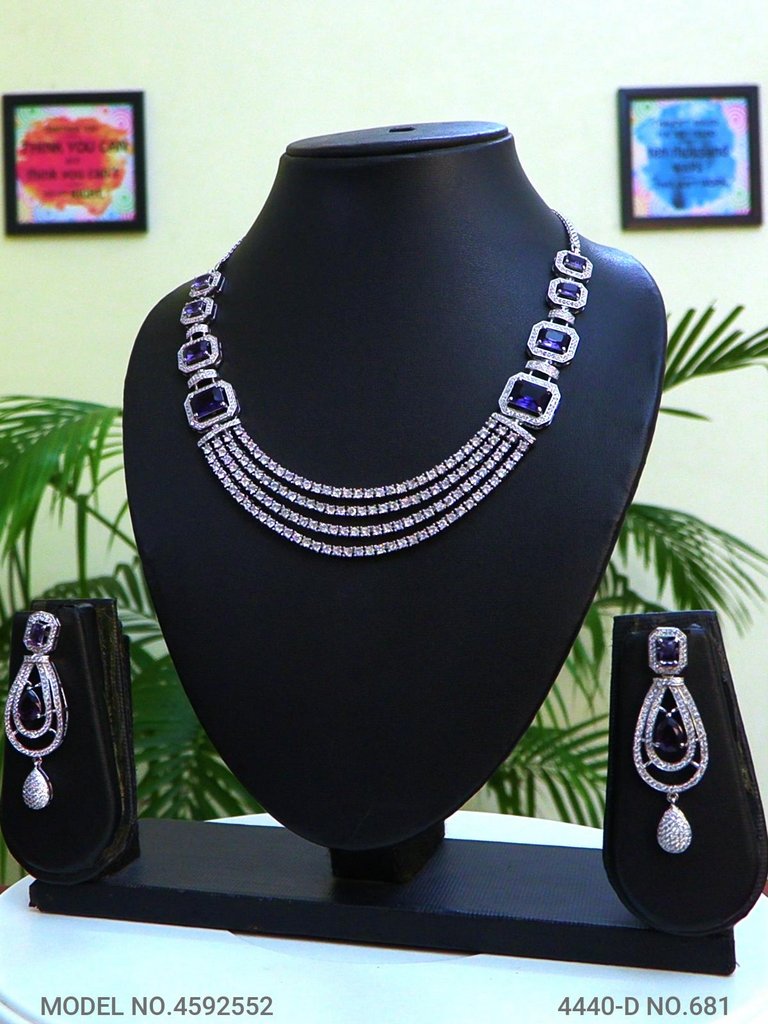 Partywear Jewelry - Amaara World