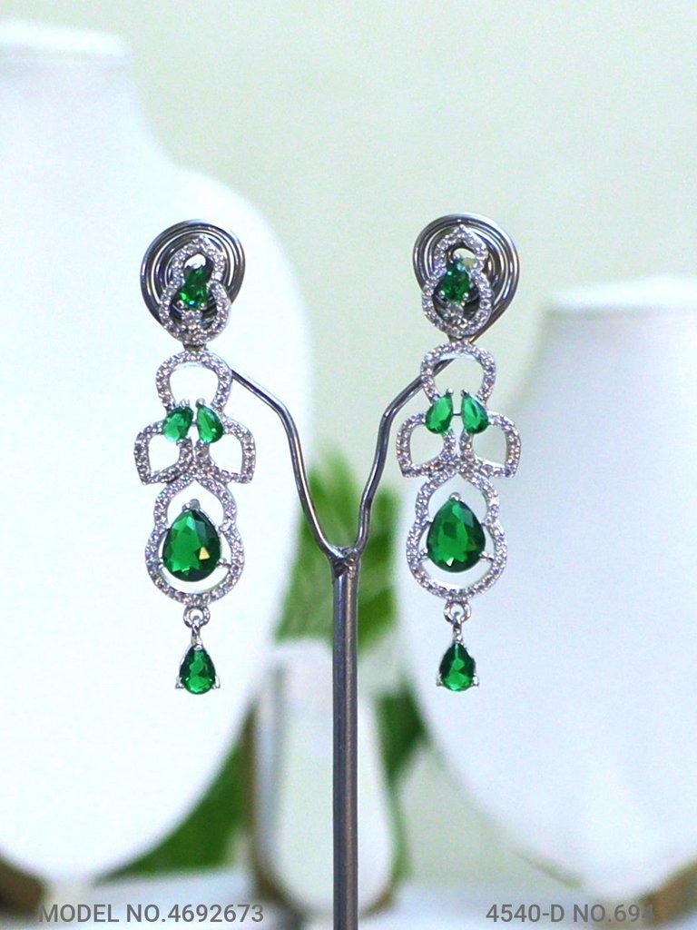 Bridesmaid Necklace Set for Traditional Weddings - View 3