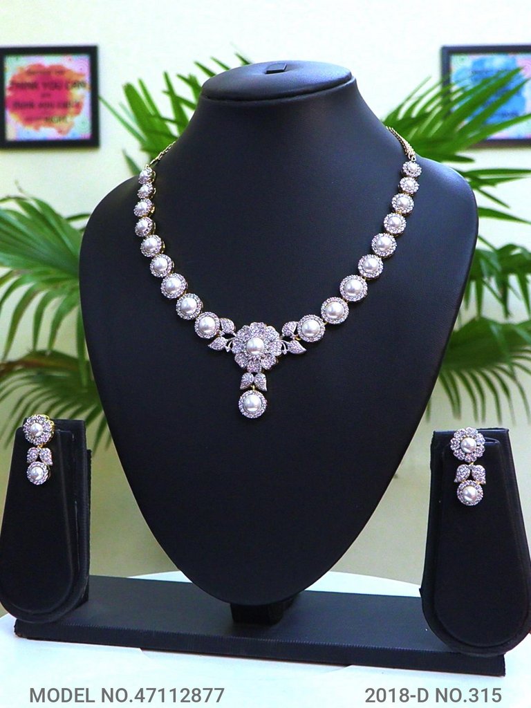 Look Awesome in every Occasion - Amaara World