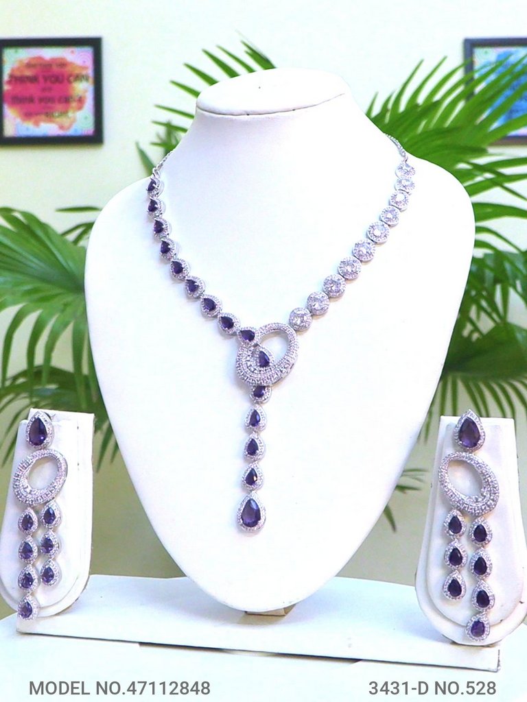 Smart Alternative to Expensive Diamond Jewelry - Style 2 - Amaara World