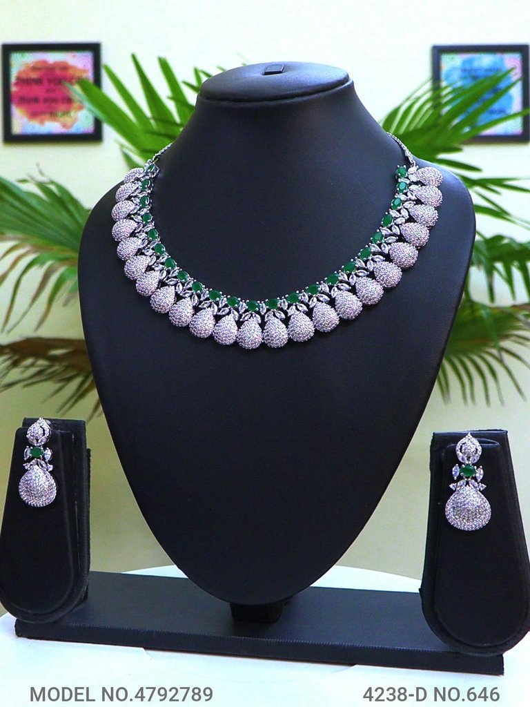 Handmade Traditional Masterpiece Zircon Jewelry Set - Amaara World USA - SKU 4792789