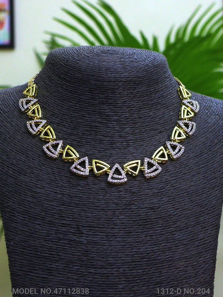 Necklace Set for Wedding Occasions - View 2