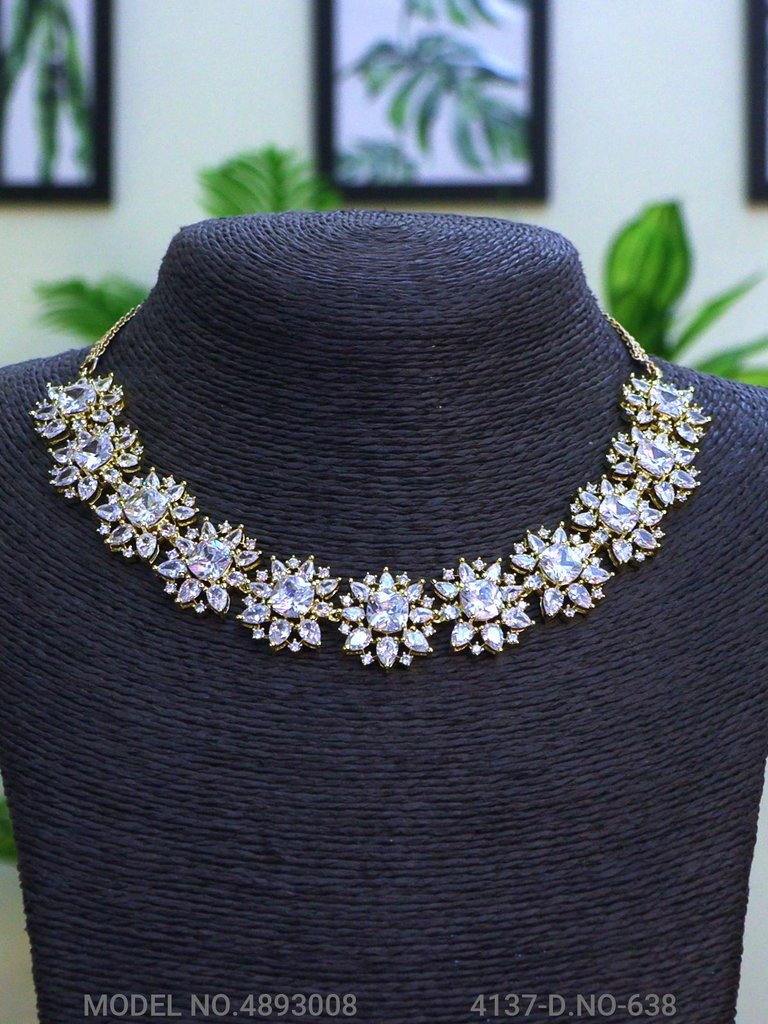 Western Necklace set - View 2