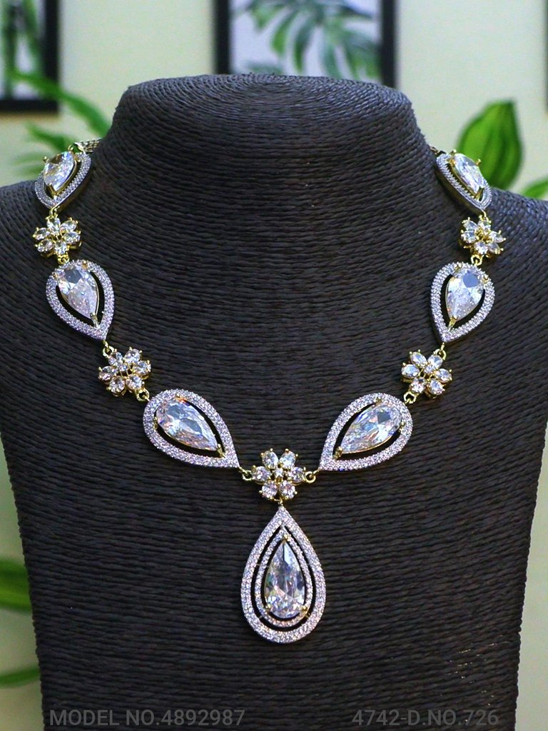 When Glamour meets Art ! - View 2