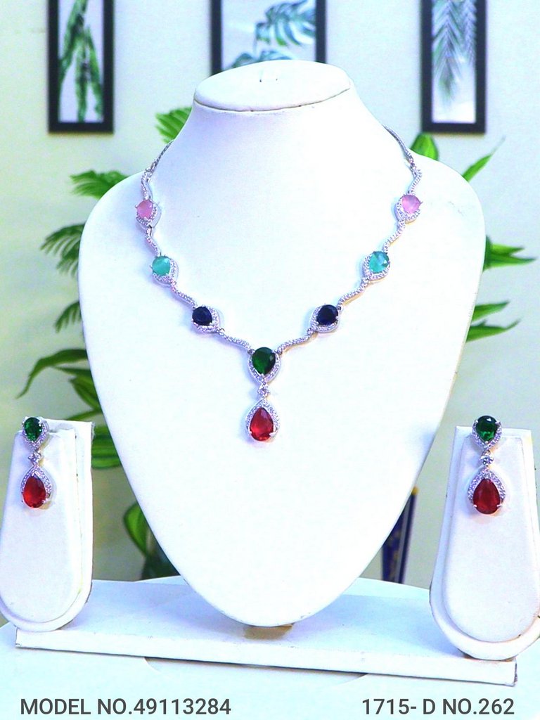 Best Set to be gifted to a Woman - Amaara World USA - SKU 49113284
