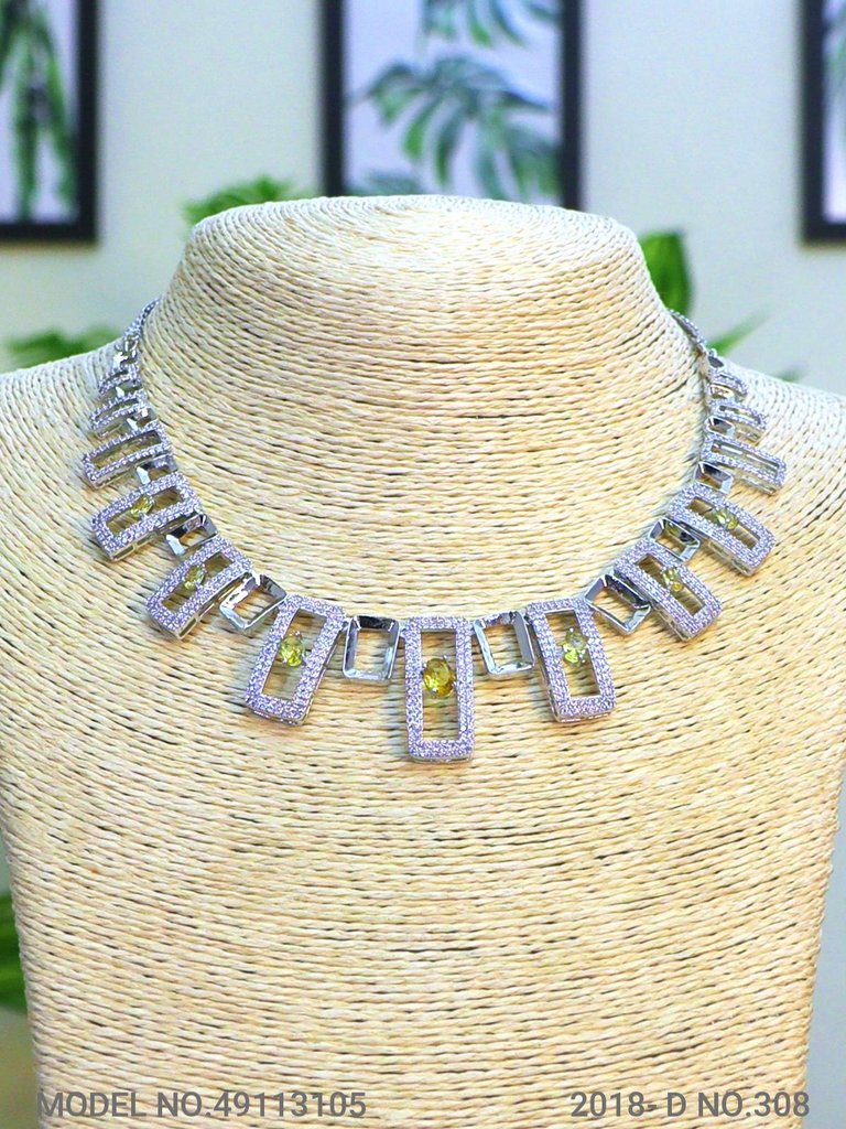 Ideal Gifts for Women | Jewelry Set - View 2