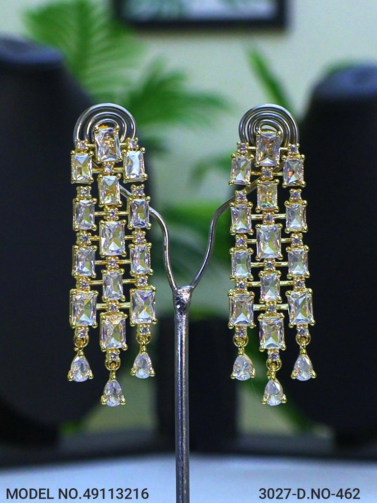 Eye catchy Necklace set - View 3