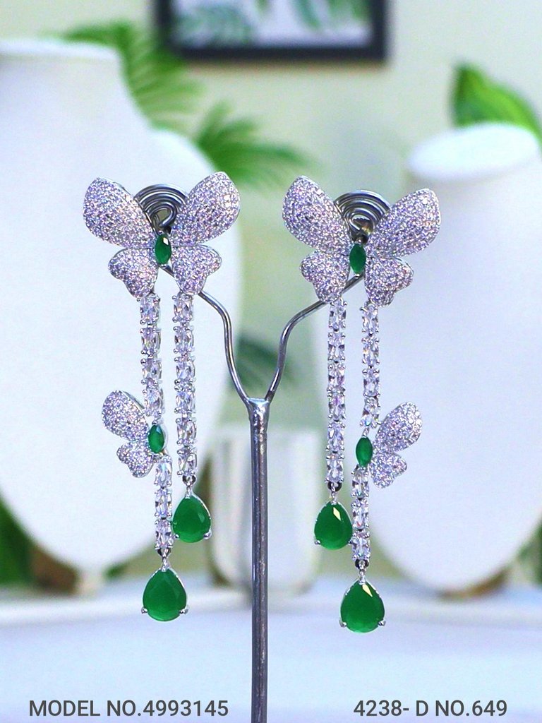 Gift Necklace Set in CZ - View 3