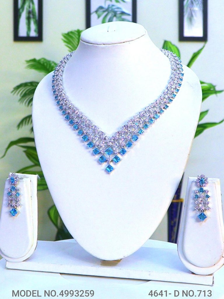 Traditional yet Trendy Design | Ideal for your Parties ! - Style 5 - Amaara World