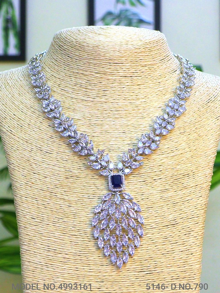 Art Jewelry - View 2