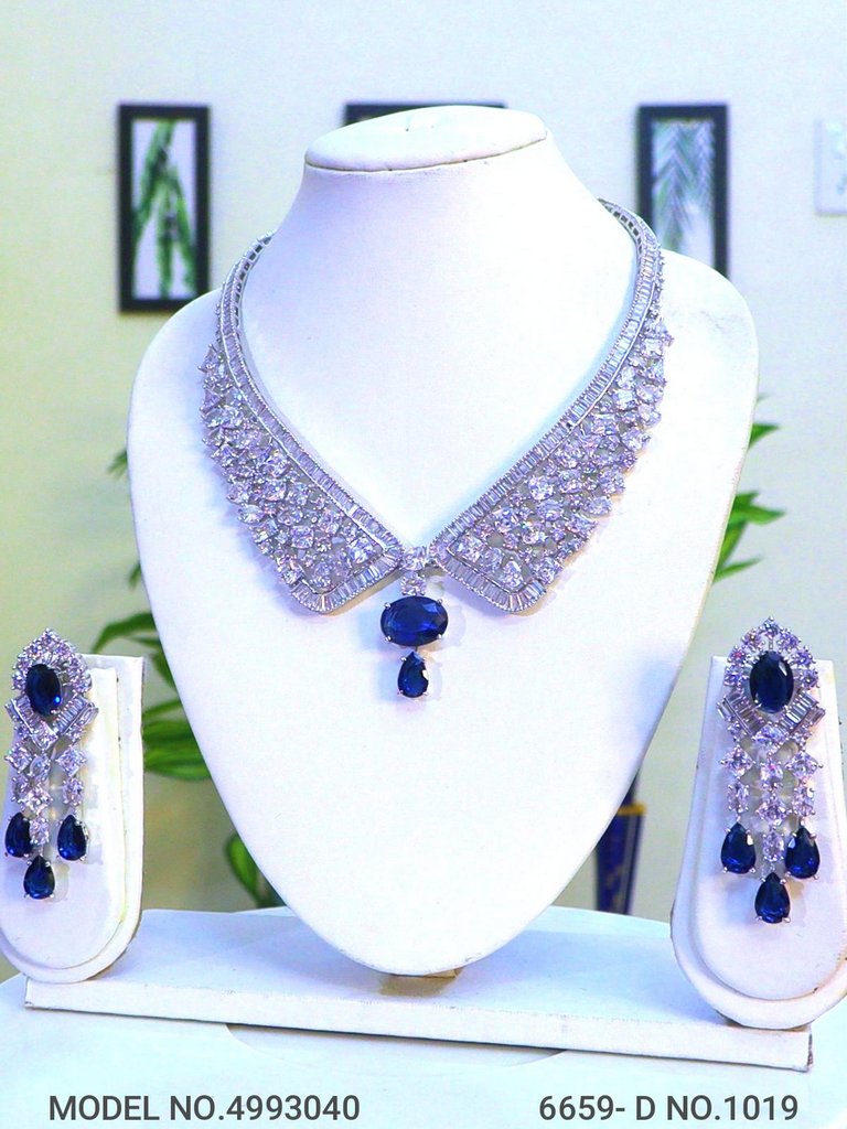 Bridesmaid Necklace Set for Traditional Weddings - Amaara World