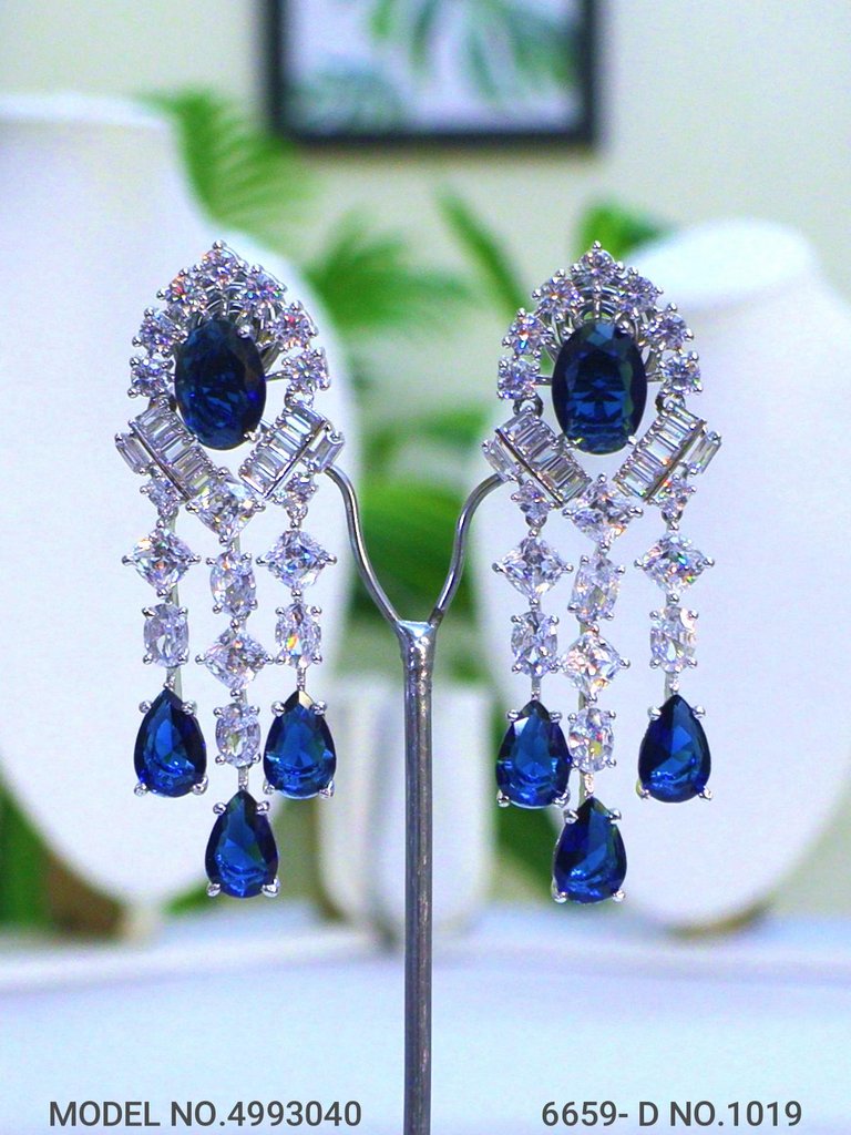 Bridesmaid Necklace Set for Traditional Weddings - View 3