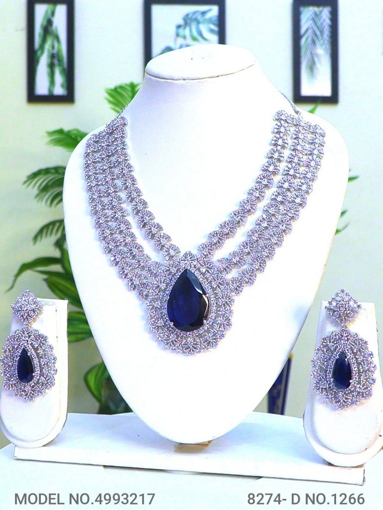 Traditional Design | American Diamond Jewelry Set - Style 1 - Amaara World