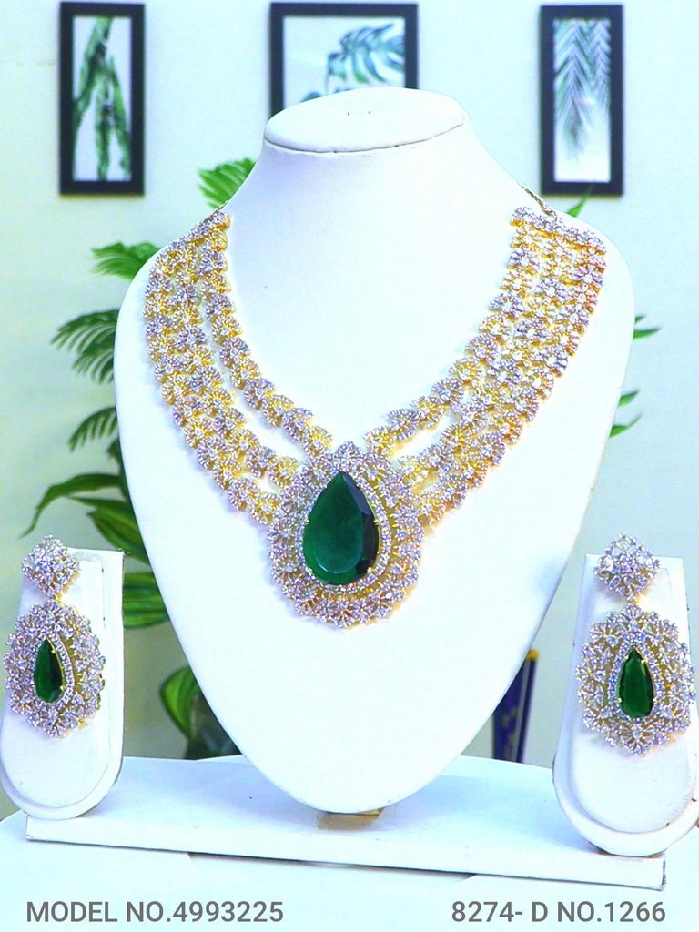 Traditional Design | American Diamond Jewelry Set - Style 4 - Amaara World