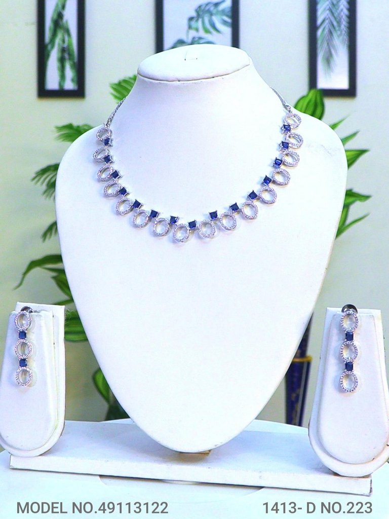 Smart Alternative to Expensive Diamond Jewelry - Amaara World
