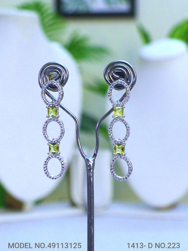 Classic yet Trendy | Cz Fashion Necklace Set - View 3