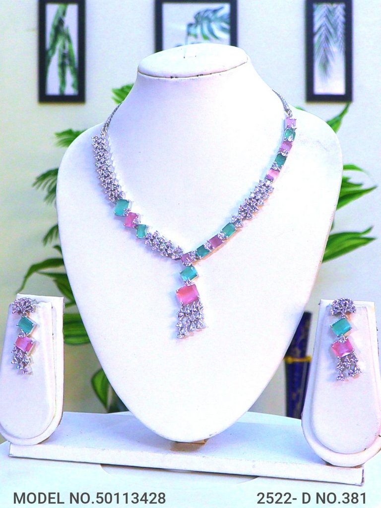 Classical Yet Trendy | Jewelry Set - Amaara World