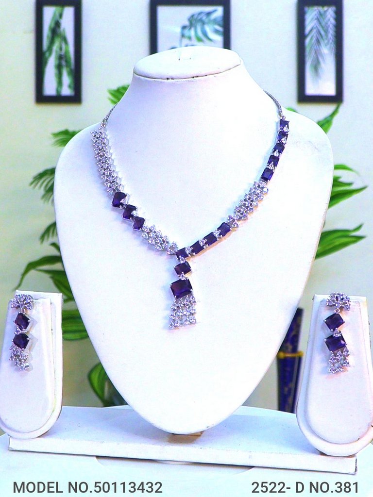 Look Awesome in every Occasion - Amaara World