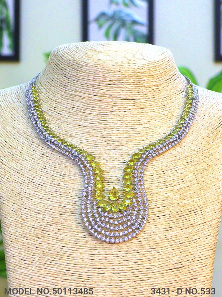Ideal Gifts for Women | Jewelry Set - View 2
