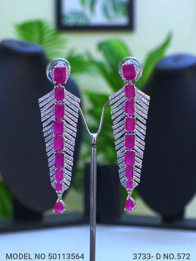 Necklace Set for Wedding Occasions - View 3