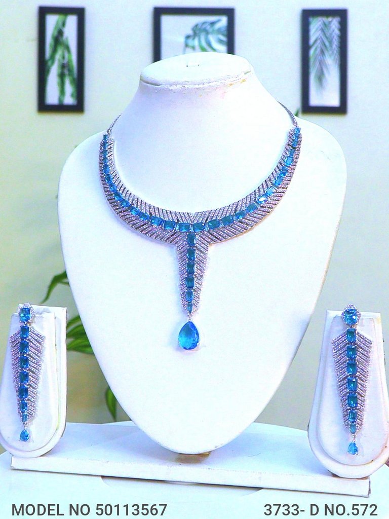 Partywear Classic Jewelry Set - Amaara World