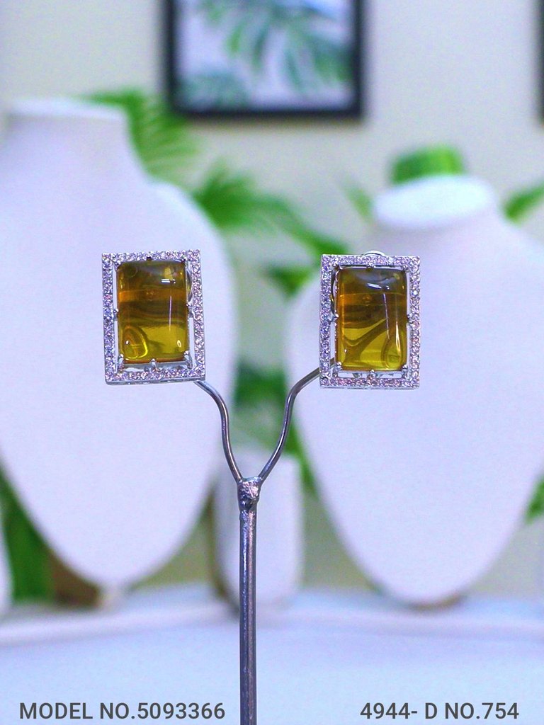 Wedding Jewelry for Trendy Women - View 3