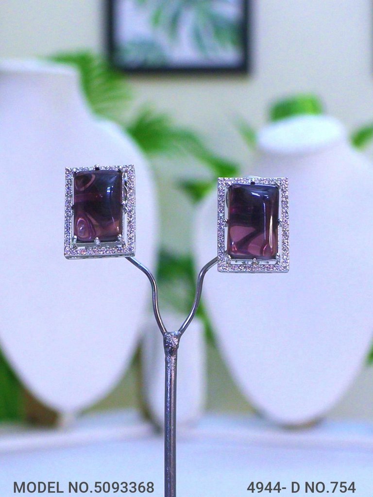 Handmade Traditional Masterpiece Zircon Jewelry Set - View 3