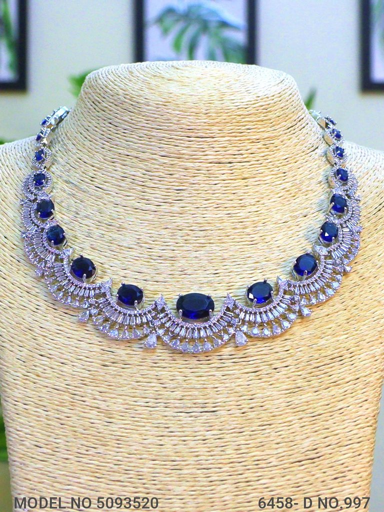 Traditional American Diamond Set - View 2