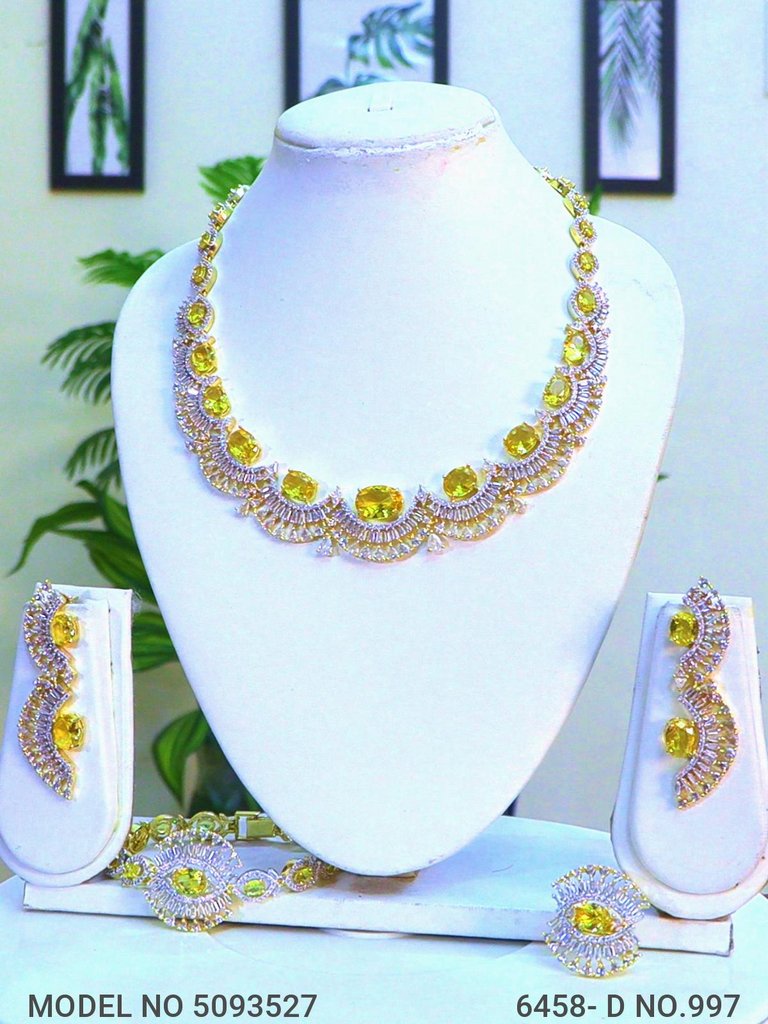 Partywear Jewelry - Amaara World
