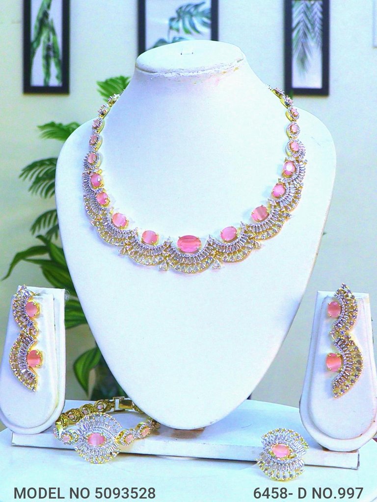 Traditional Jewelry | Available to Wholesale Buyers - Amaara World