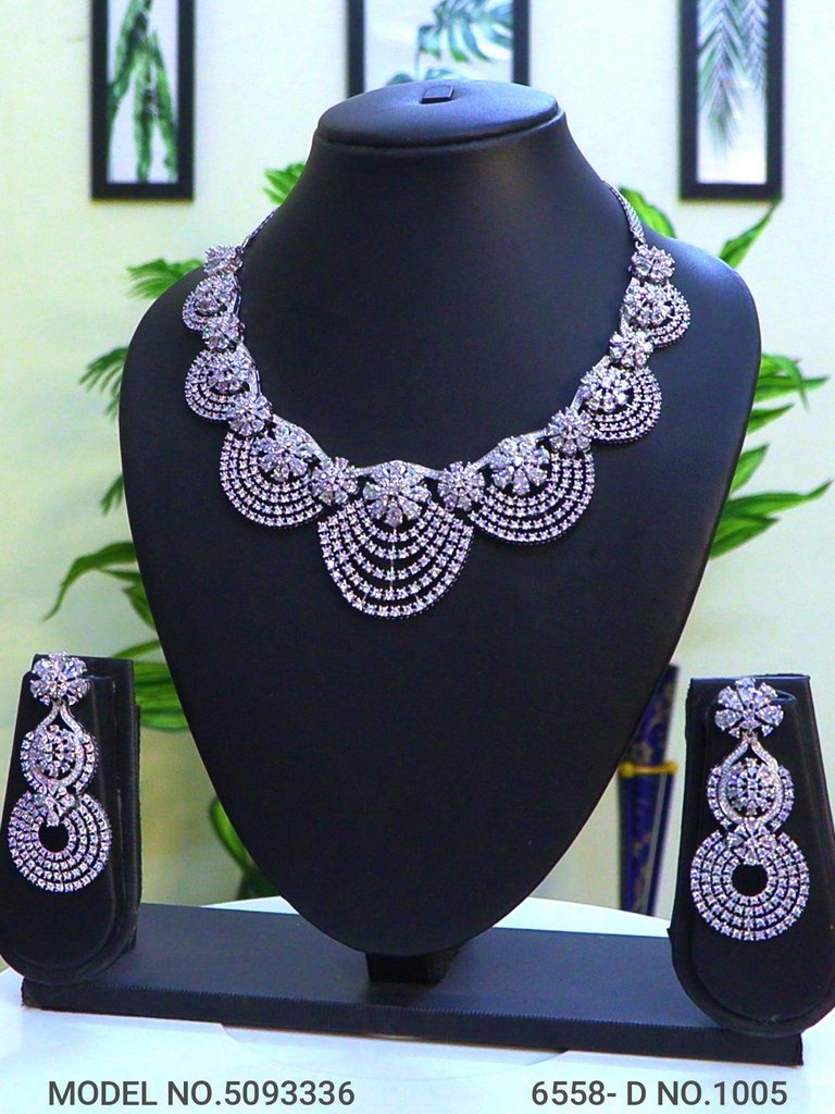 Necklace Designed by Passionate Craftsmen ! - Amaara World