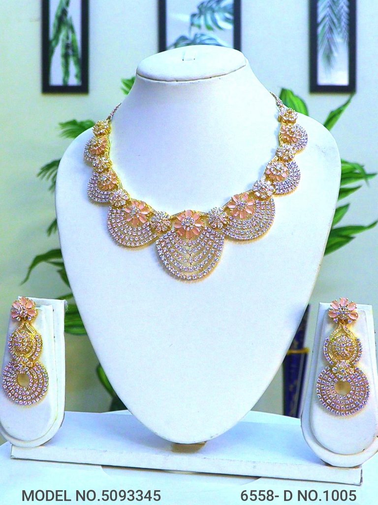 Original Cz Traditional Necklace - Amaara World