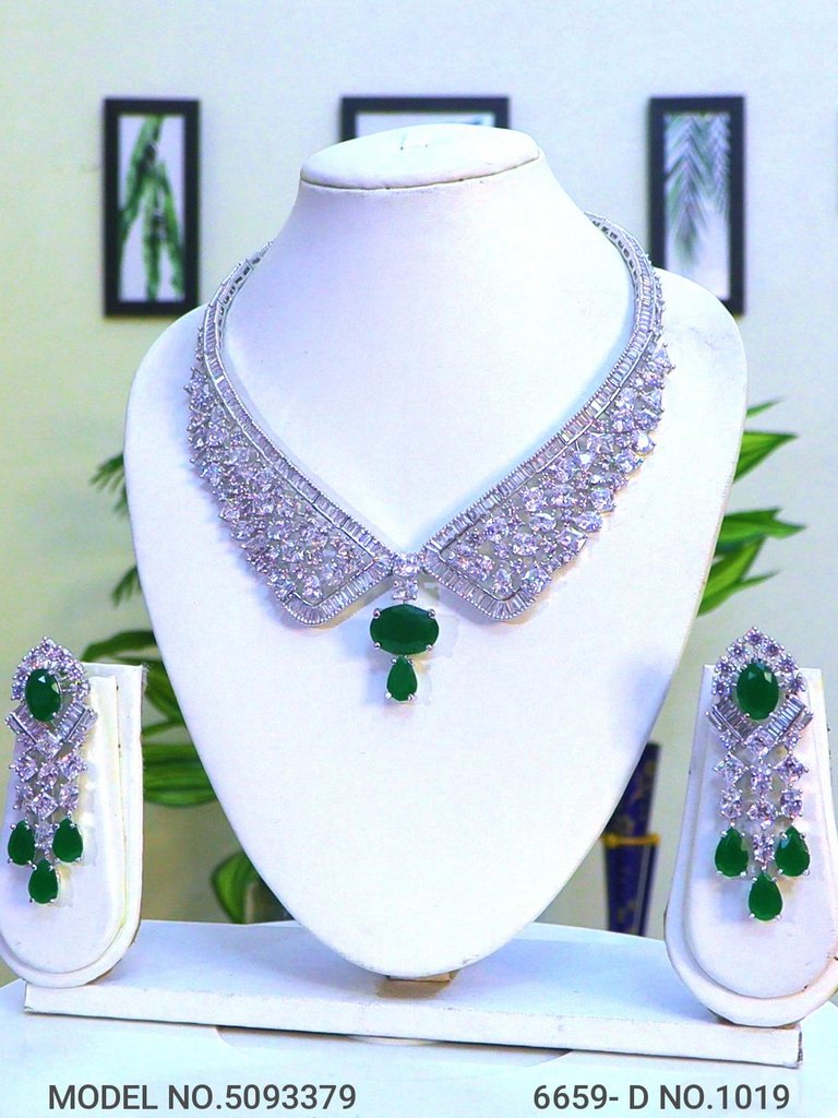 A Masterpiece | Handcrafted Traditional Jewellery Set - Amaara World