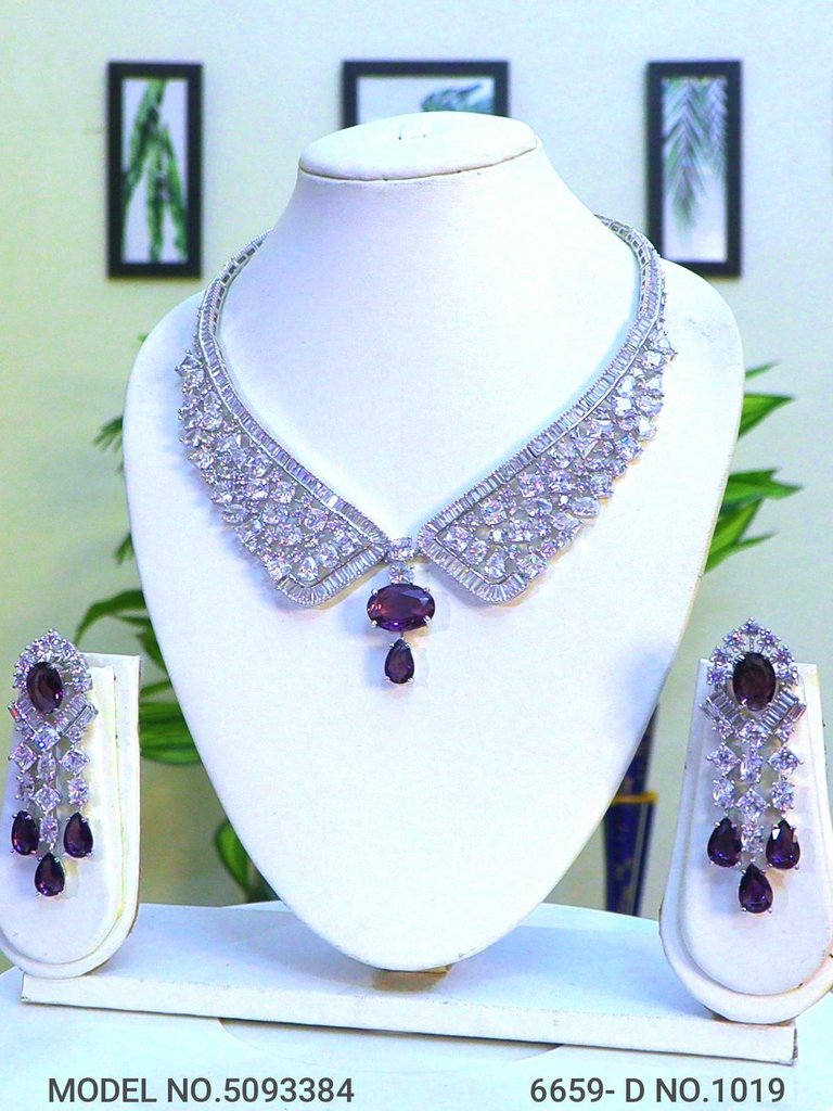 Indian Craftsmanship at its Best ! - Amaara World