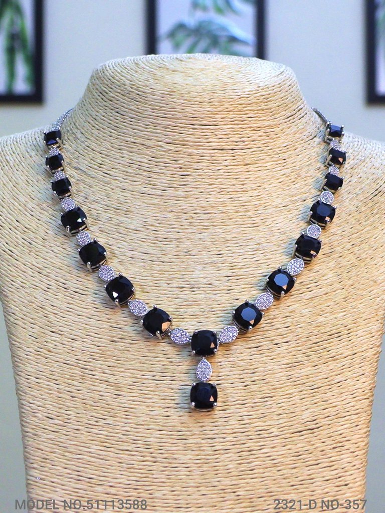 Classic Gift for Her - View 2