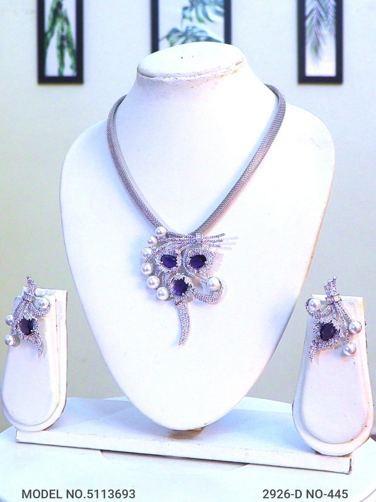 Classic Pendant | AD Jewellery | Handcrafted - Style 8 - Amaara World