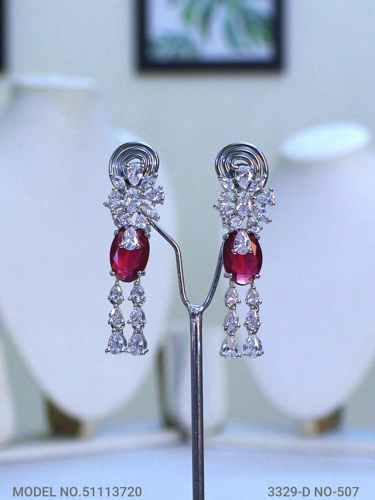 Best Set to be gifted to a Woman - View 3