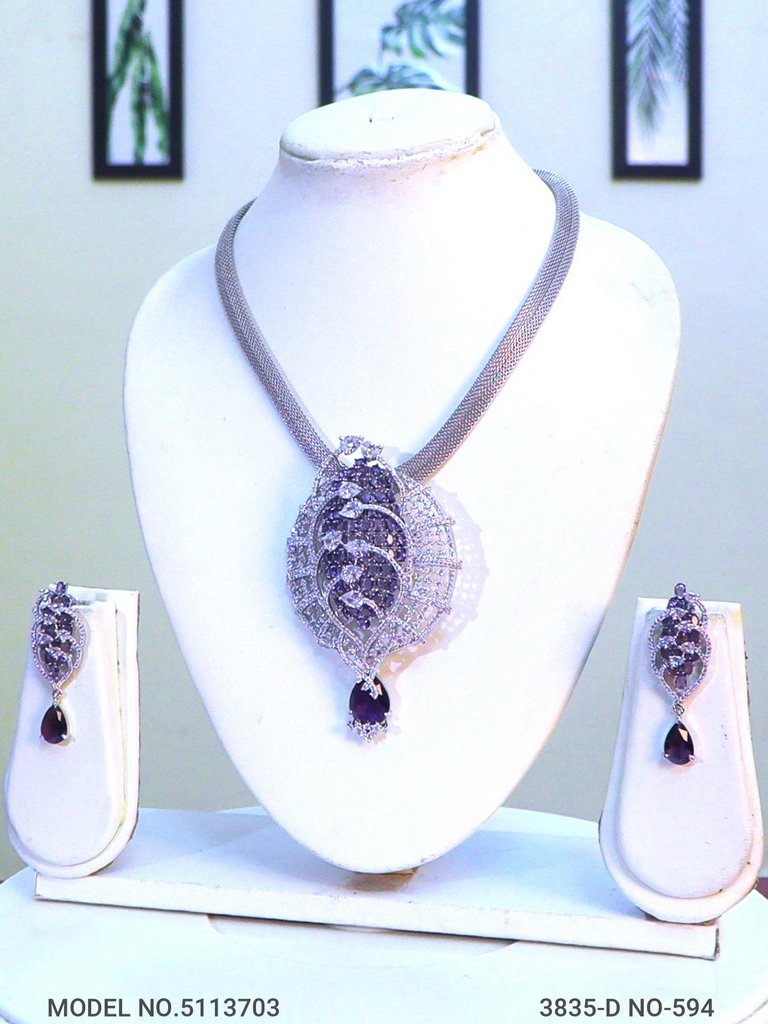 Showstopper Imitation Pendant Set - Style 4 - Amaara World