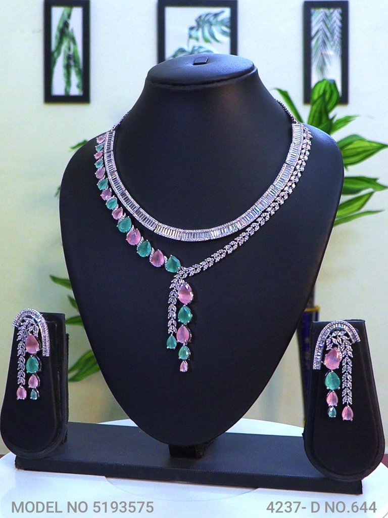 The best Gift for a Woman ! Jewelry - Style 2 - Amaara World