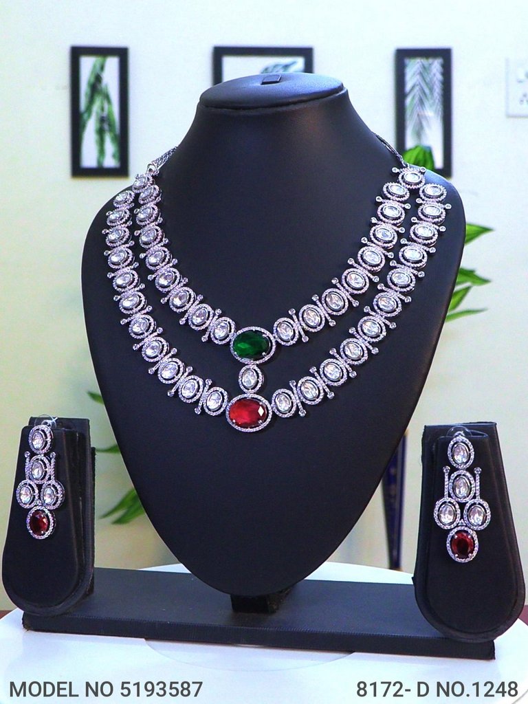 Need to woo a Woman ! Here it is.. - Style 5 - Amaara World