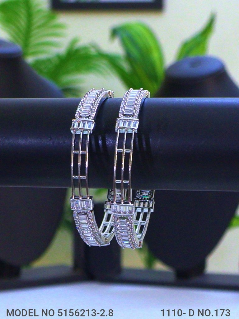 Bling Star Bangles - Amaara World USA - SKU 5156213