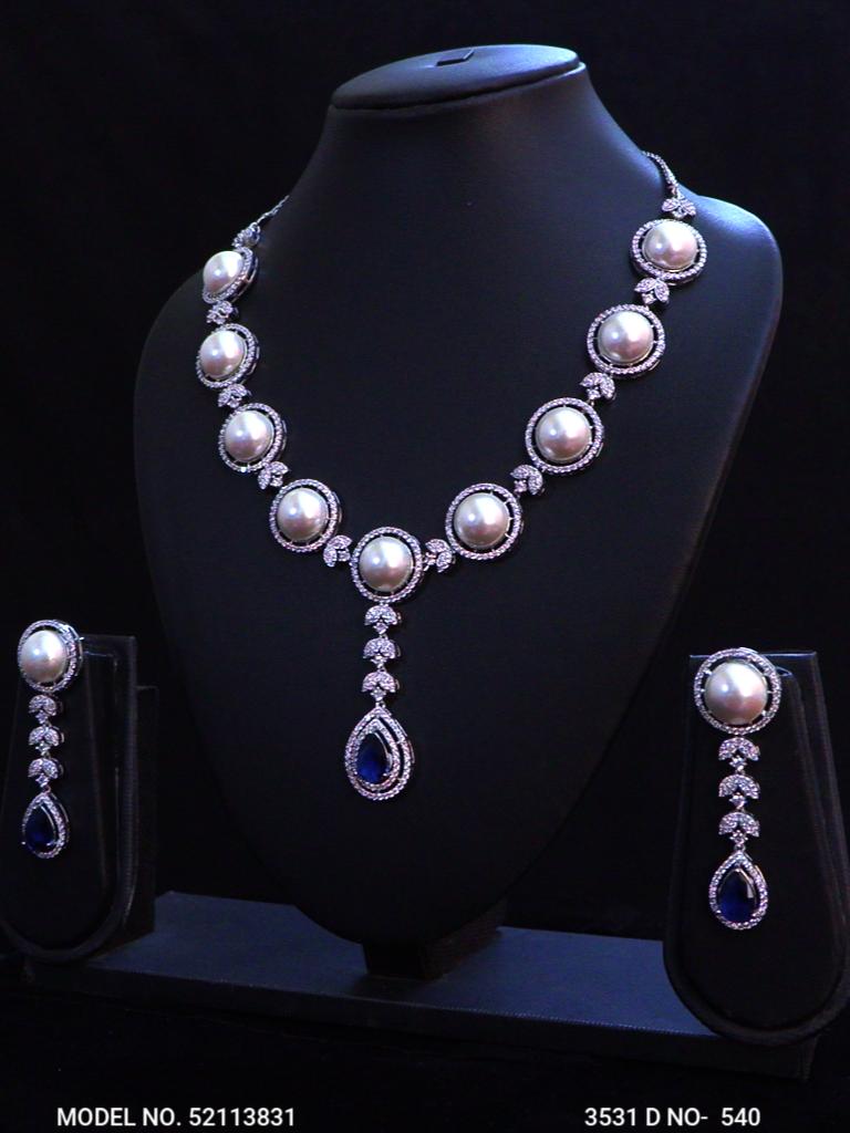 When Tradition meets Trend - Style 2 - Amaara World