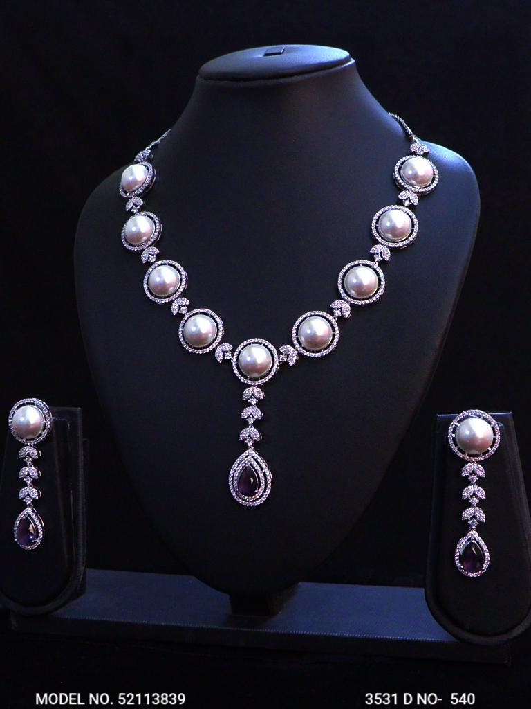 When Tradition meets Trend - Style 5 - Amaara World