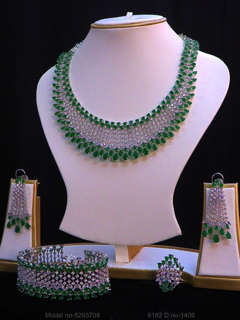 Necklace Designed by Passionate Craftsmen ! - Amaara World