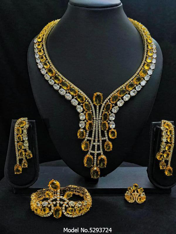 The best Gift for a Woman ! Jewelry - Amaara World